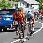 Désirée Schuler geht die Attacke im Berg mit und schockiert die Jungs.
Tobago International Cycling Classic
BIKE-AID 2010